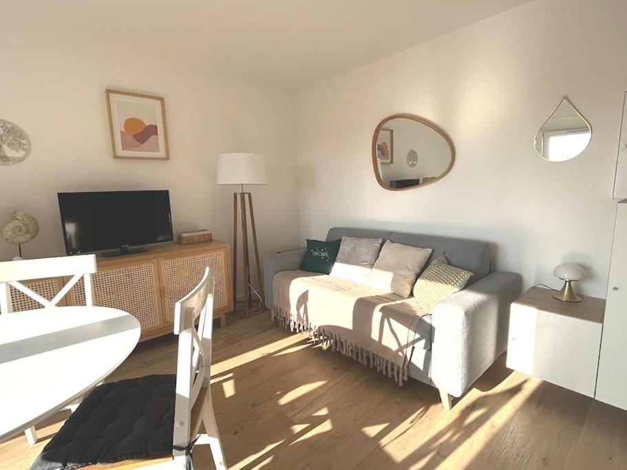 Cabourg Cosy, Appartement Refait A Neuf, 5 Min A Pied De La Mer Zewnętrze zdjęcie